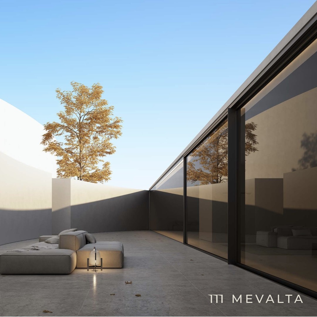 Indoor-outdoor living with Mevalta sliding systems