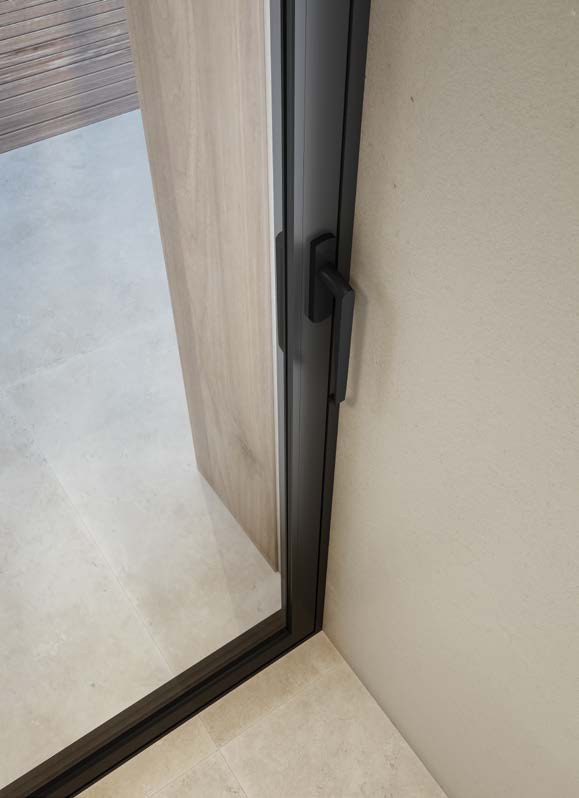 Mevalta skylight frame profile